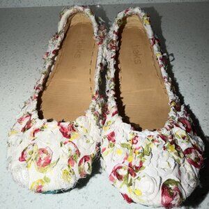 Tieks by Gavrieli Rose Garden Floral Hand Stitch Ballet Flat 8 SOLD OUT RARE